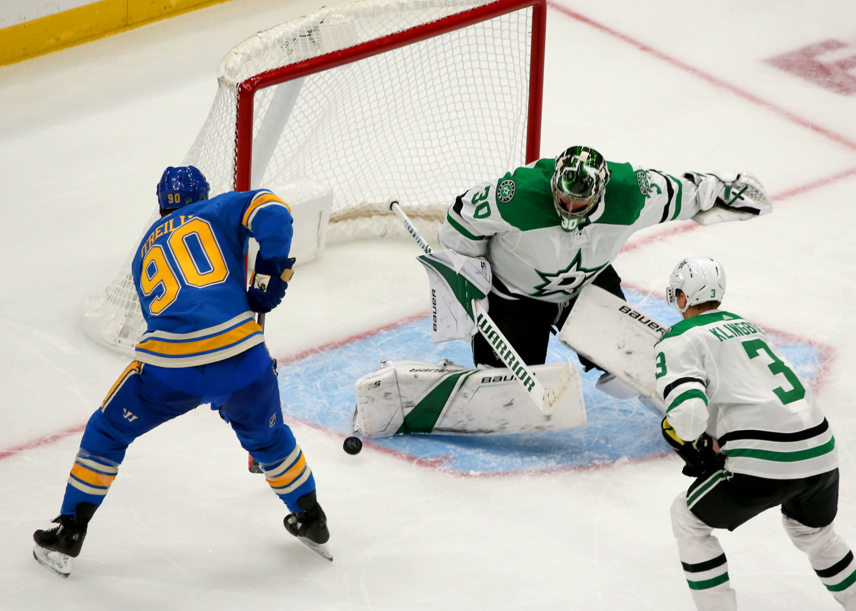 Blues host Stars
